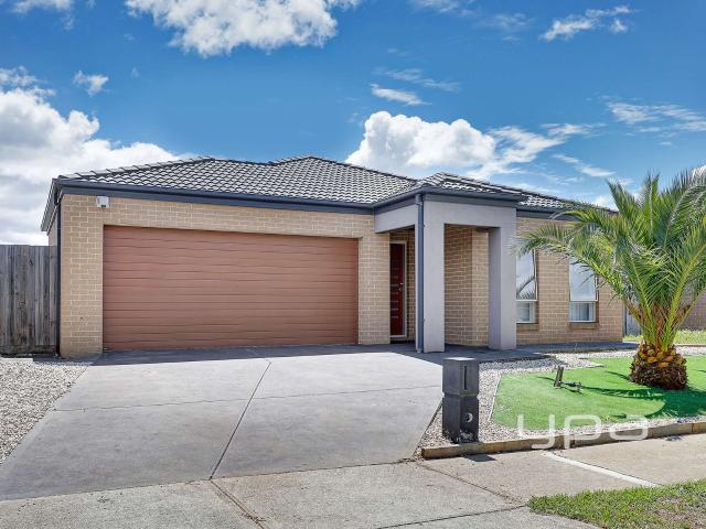 Modern Family Living in the Heart of Harkness