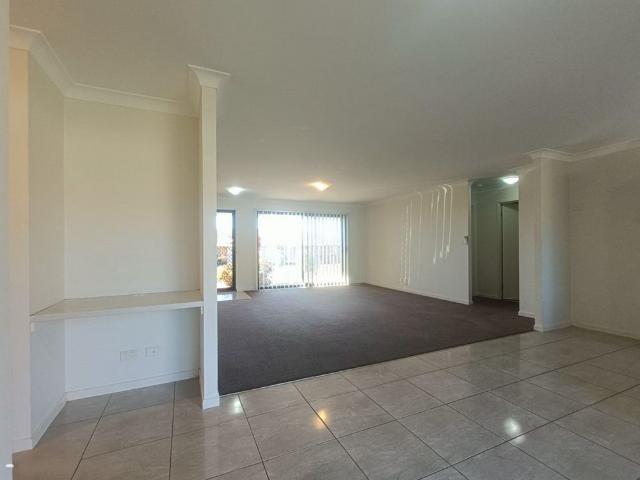 Modern Family Living in the Heart of Lowood