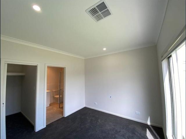 Modern Family Living in the Heart of Mount Barker