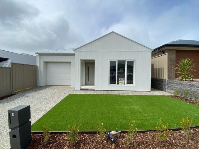 Modern Family Living in the Heart of Mount Barker