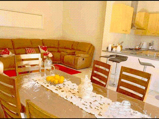 Modern Family Living in the Heart of Mawson Lakes