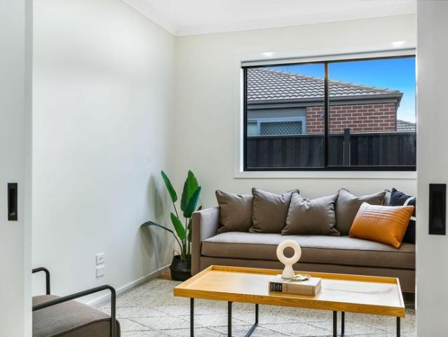Modern Family Living in the Heart of Mickleham