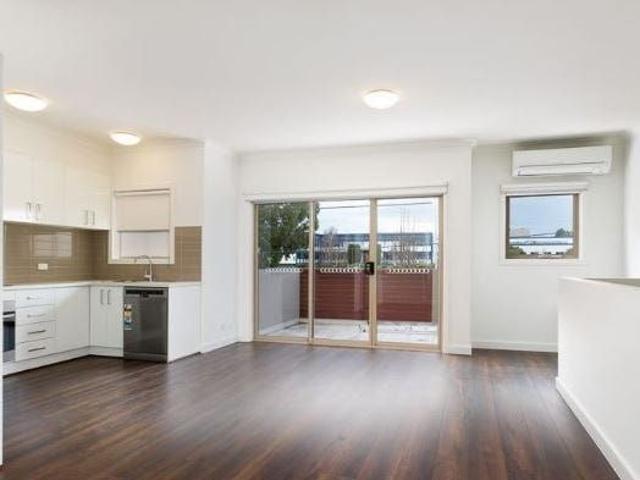 Modern Family Living in the Heart of Noble Park