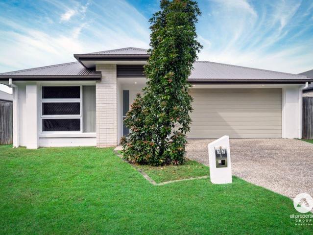 Modern Family Living in the Heart of North Lakes