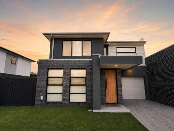Modern Family Living in the Heart of Seaholme