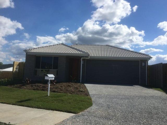 Modern Family Living in the Heart of Pimpama