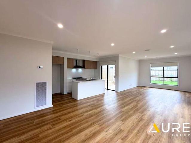 Modern Family Living in the Heart of Rockbank