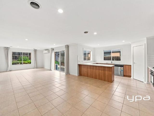 Modern Family Living in the Heart of Rosenthal