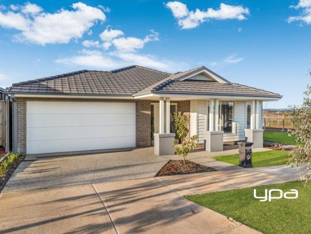 Modern Family Living in the Heart of Redstone Estate