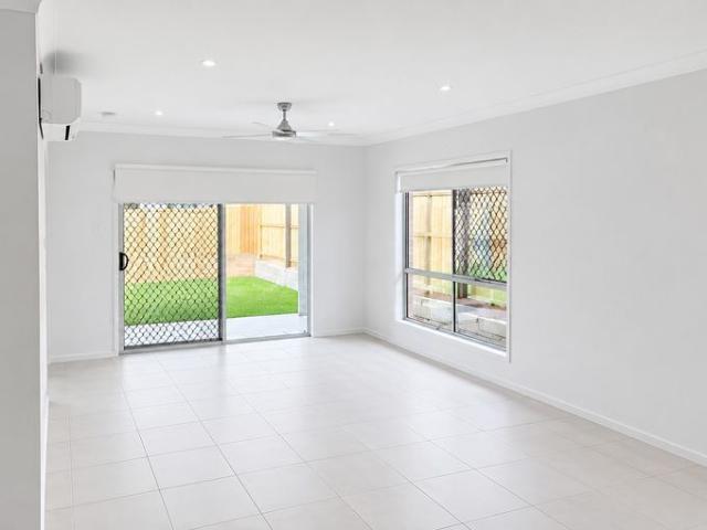 Modern Family Living in the Heart of Ripley