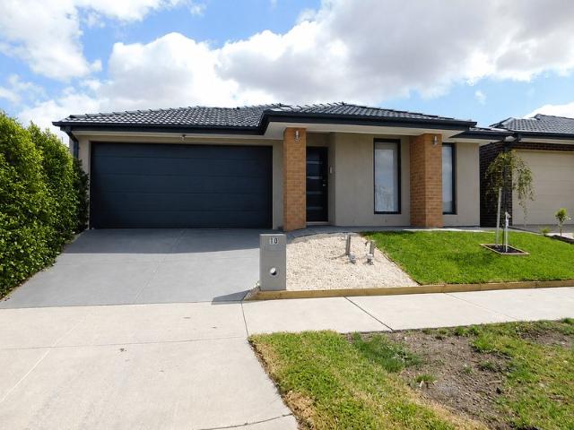 Modern Family Living in the Heart of Wollert