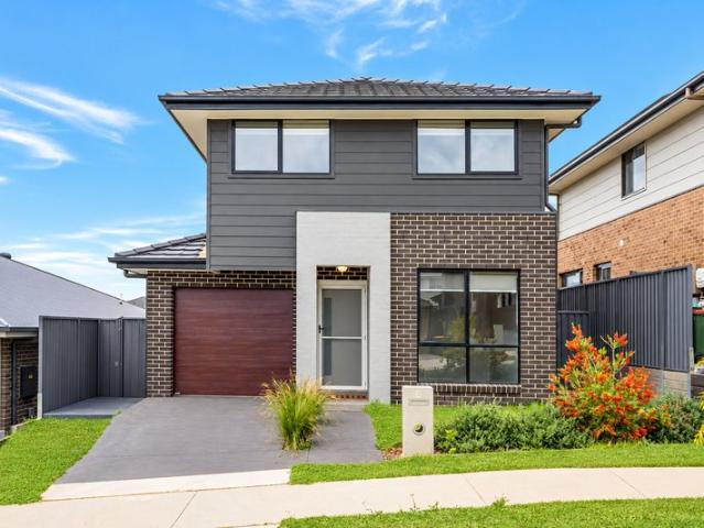 Modern Family Living in the Heart of Wilton