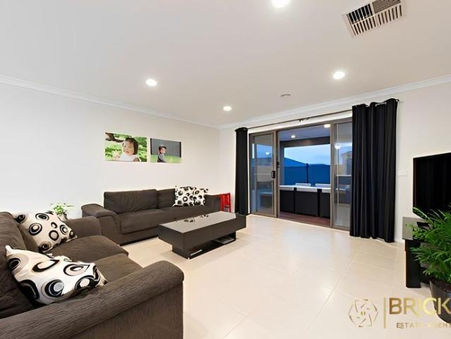 Modern Family Living in the Heart of Tarneit