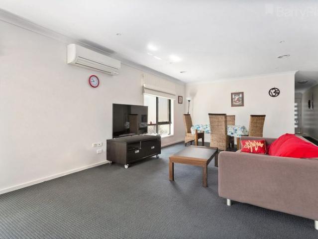 Modern Family Living in the Sought After Affinity Estate