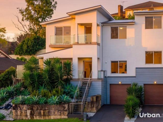 Modern Family Living in the Prestigious Glen Alpine