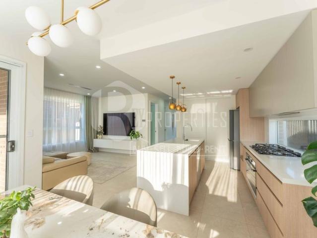 Modern Family Living in Thriving Austral Up For LEASE!