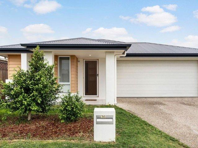 Modern Family Living in Waterlea Estate