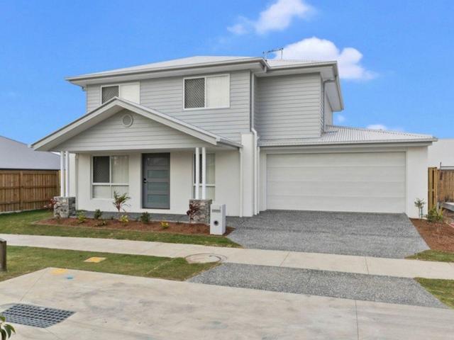 MODERN FAMILY LIVING IN WHITEROCK ESTATE