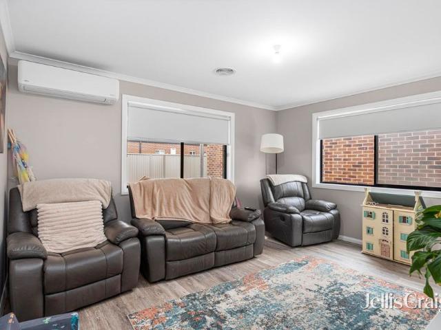 Modern Family Living in Winter Valley