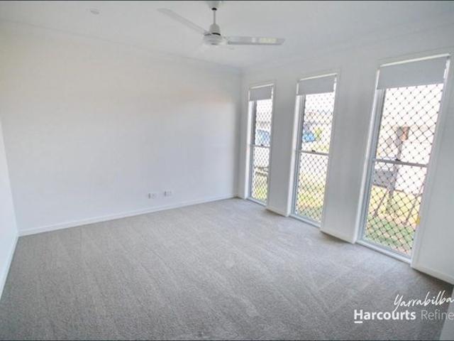Modern Family Living in Yarrabilba