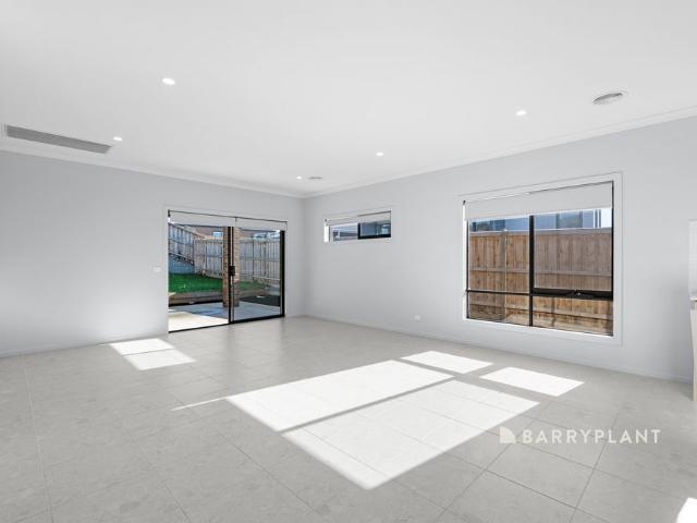 Modern Family Living in a Near New Estate