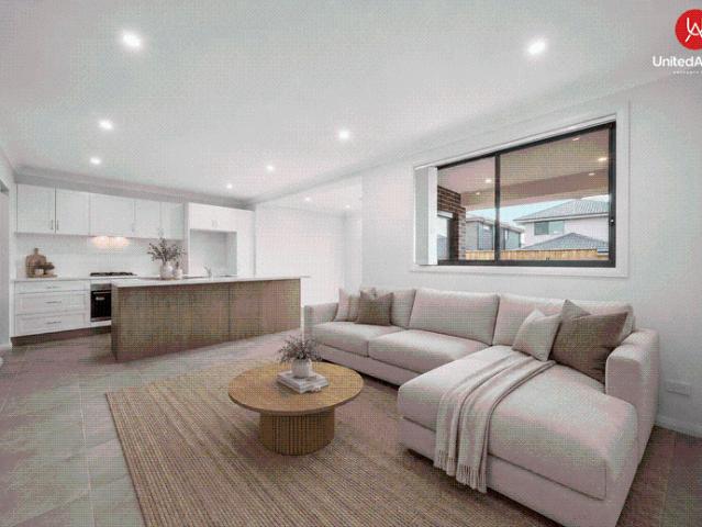 Modern Family Living in a Convenient Austral Location!