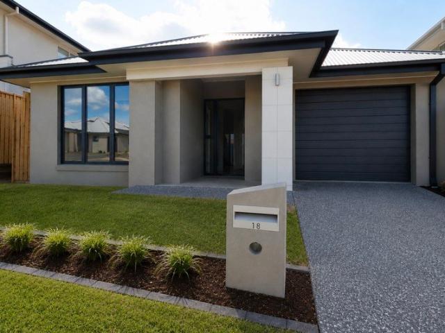 Modern Family Living in a Convenient Bellbird Park Location