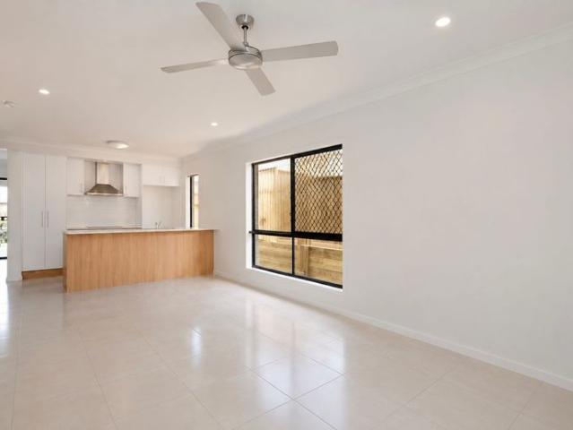 Modern Family Living in a Convenient Bellbird Park Location