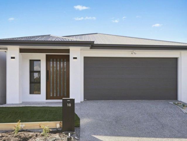 MODERN FAMILY LIVING IN A CONVENIENT FLINDERS VIEW LOCATION