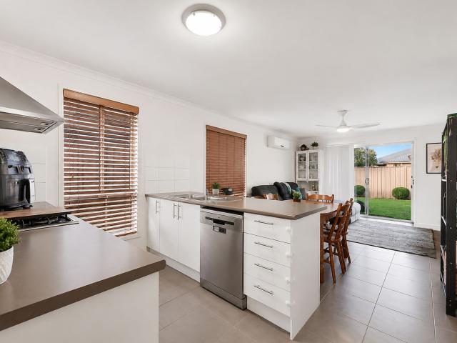 Modern Family Living in a Convenient Munno Para Location