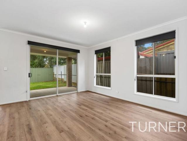 Modern Family Living in a Convenient Munno Para Location