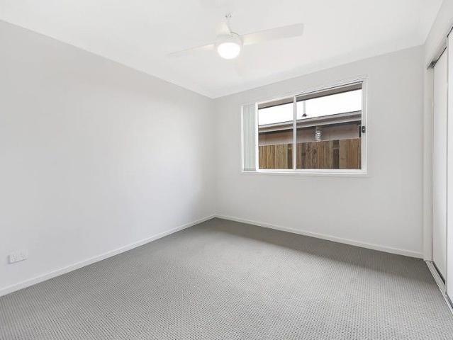Modern Family Living in a Convenient South Ripley Location