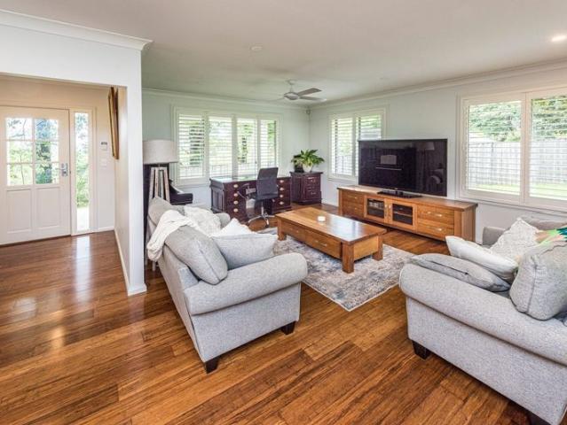 Modern Family Living in a Peaceful Mittagong Setting