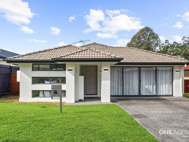 Modern Family Living in a Peaceful Cul De Sac Location