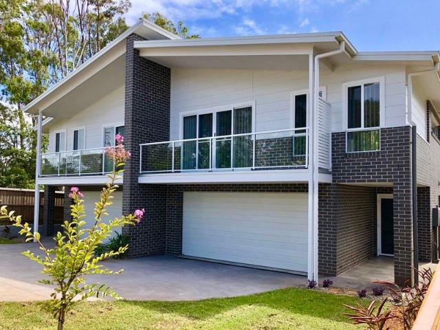Modern Family Living in a Peaceful Location