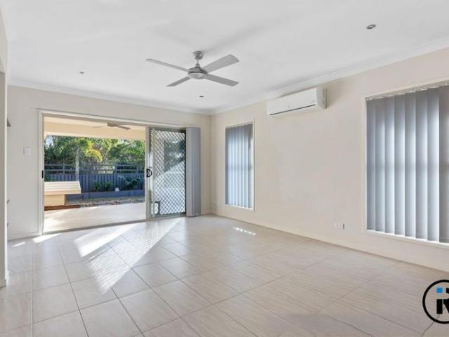 Modern Family Living in a Prime Narangba Location