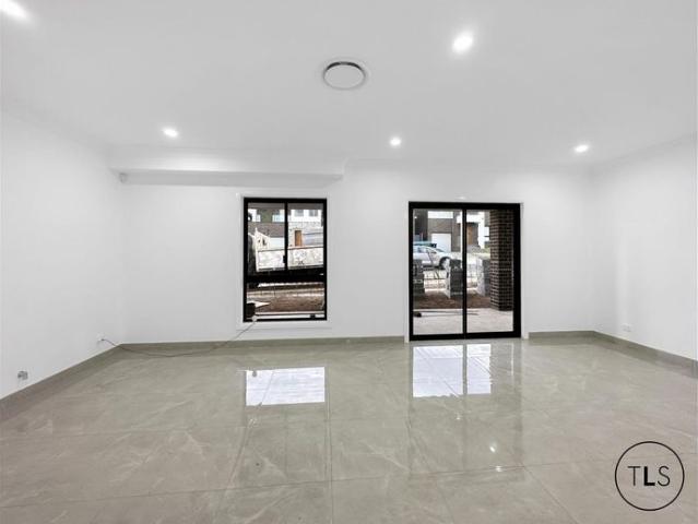 Modern Family Home in the Heart of Austral