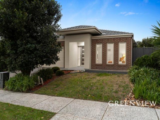 Modern Family Living in a Prime Cranbourne North Location