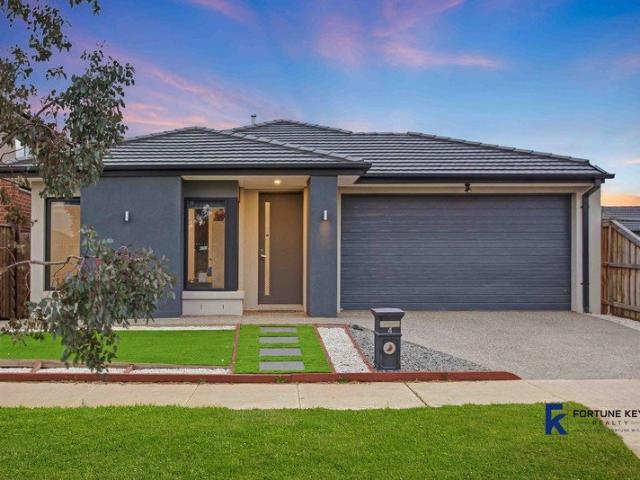 Modern Family Living in a Prime Deanside Location!