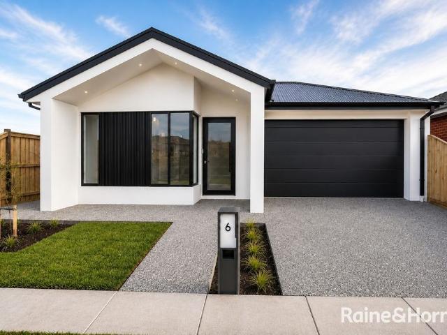 Modern Family Living in a Prime Donnybrook Location