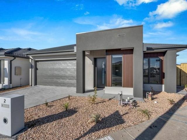 Modern Family Living in a Prime Donnybrook Location