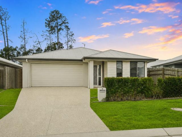 Modern Family Living in a Prime Lifestyle Location