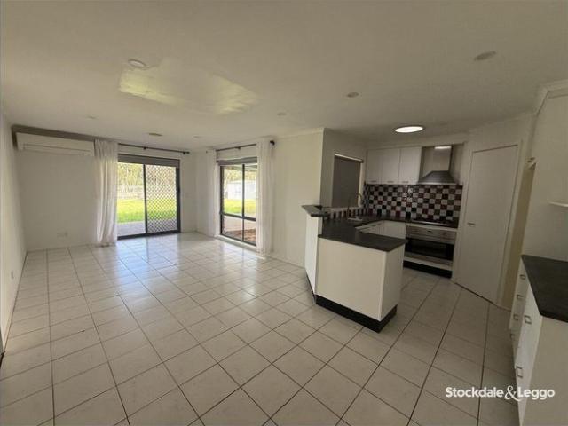 MODERN FAMILY LIVING IN A PRIME LOCATION