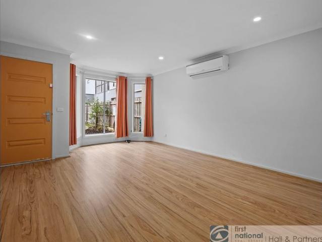 Modern Family Living in a Prime Location