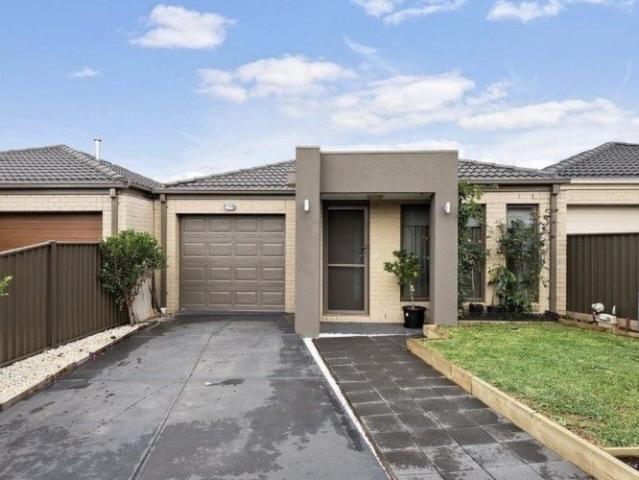 Modern Family Living in a Prime Location!