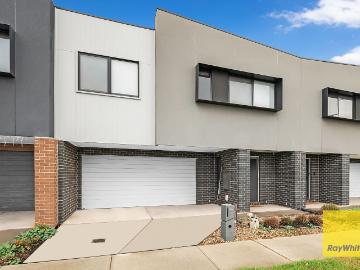 Modern Family Living in a Prime Truganina Location