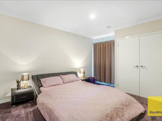 Modern Family Living in a Prime Wyndham Vale Location