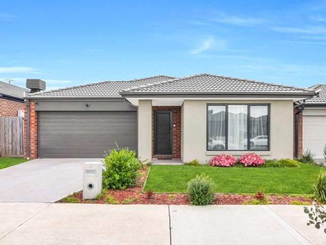Modern Family Living in a Prime Wallan Location