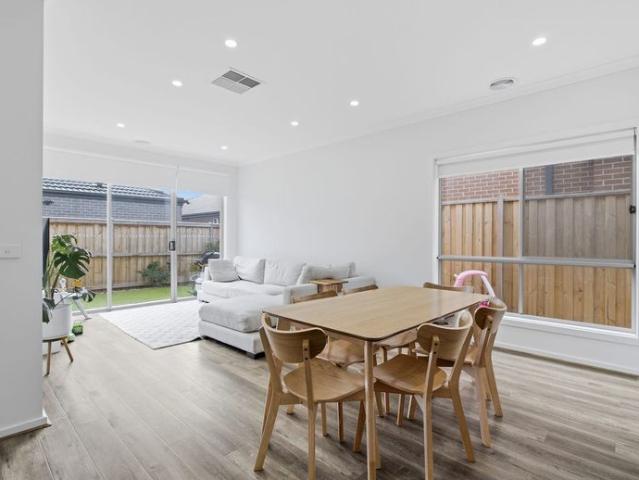 Modern Family Living in a Prime Werribee Location