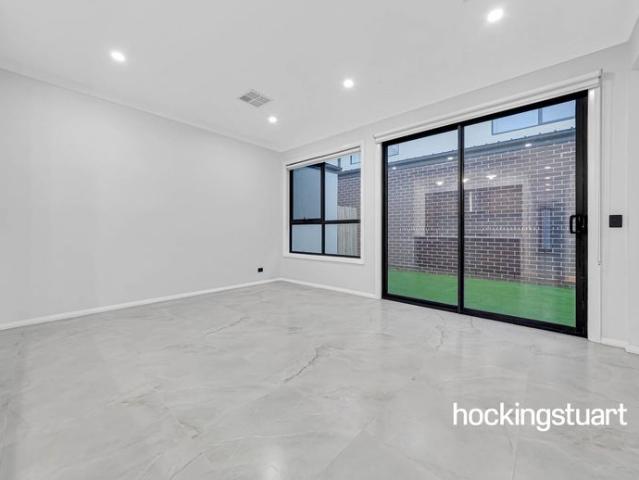 Modern Family Living in a Prime Wollert Location